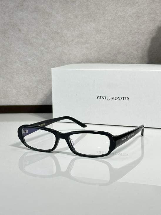 Picture of Gentle Monster Sunglasses _SKUfw77797159fw